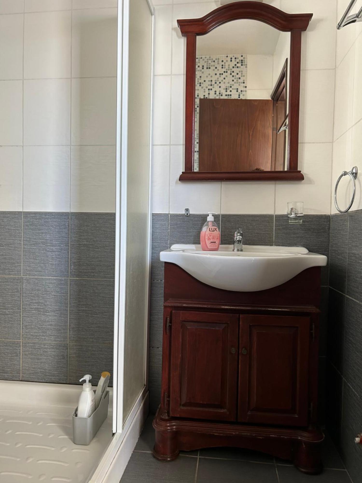 Extremely Comfy Apt With Spacious Private Terrace 10Min Walk To The Beach & In Town Larnaca Exterior photo